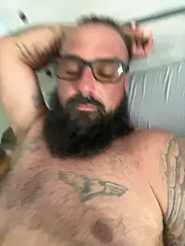 alphareign85 live XXX chat