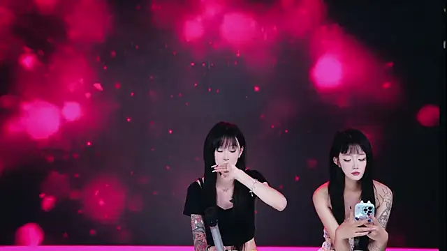 Chanel-001 Live XXX-chat