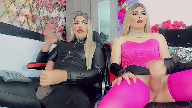 XXX chat uživo modela Thiara_veky_