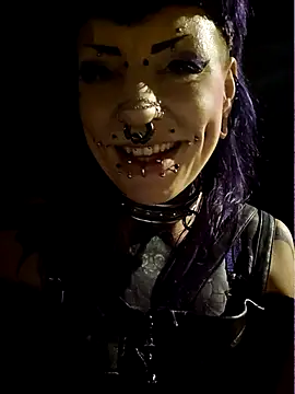 Show modela Purple_Coffin666 na web-kameri