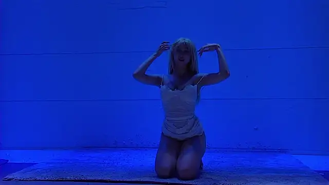 XXX chat uživo modela G-Velvet