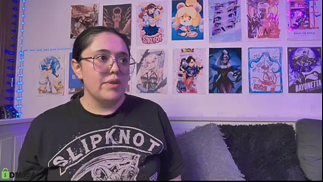 snowblack_'s Webcam Show