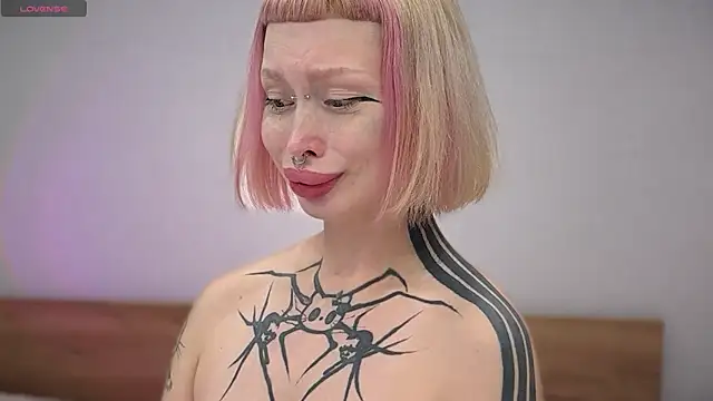 Gloryyaa live XXX chat