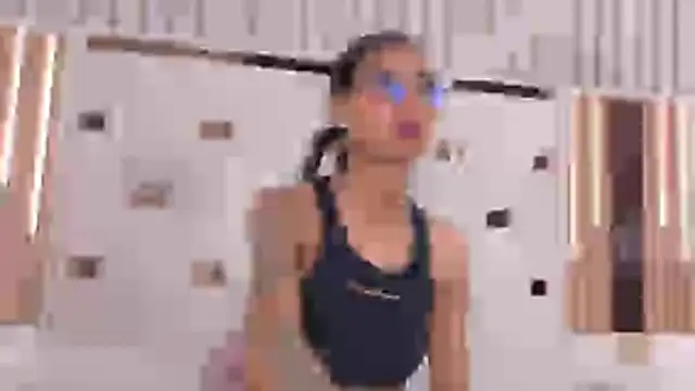 Živý XXX chat KarlaSlutSkinny__