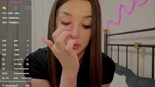 XXX chat uživo modela JennyRuthJP