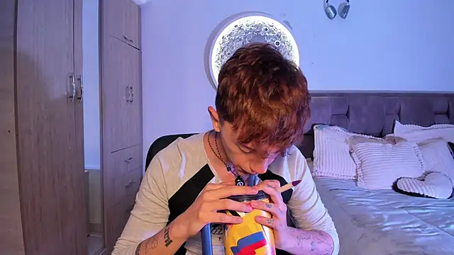 Timothy_ros Live XXX Chat