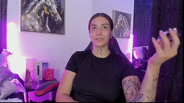 Chat +18 de Bonnie_Rider ao vivo