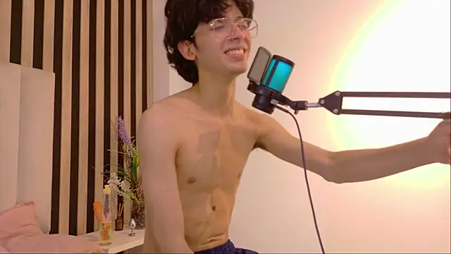 Twink_Sebas7 라이브 XXX 채팅