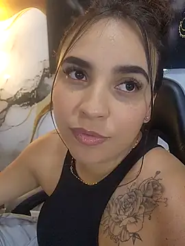 Chat XXX en directo de LizzRouse