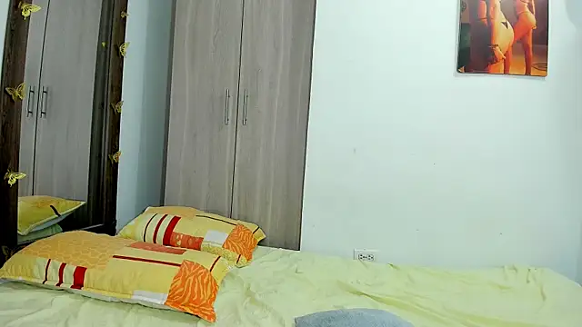 Webkamerová show UR_LATIN_BUSHY_GUYS