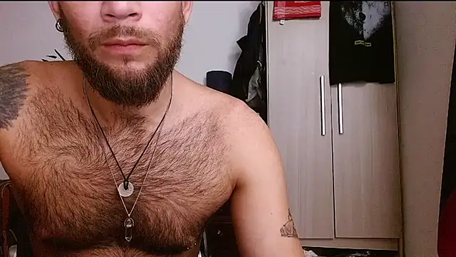 DominanThewolff élő XXX-chatje