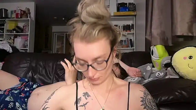 harleyblair's Live XXX Chat