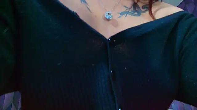 XXX chat uživo modela LiaHarryis