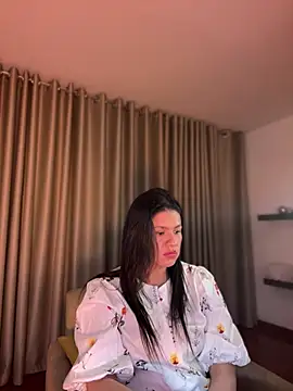 Zandrina élő XXX-chatje