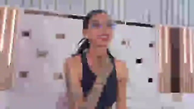 KarlaSlutSkinny__ 现场XXX聊天