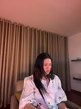 دردشة Zandrina الجنسية المباشرة