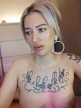 Gina-Lumara Webcam-Show