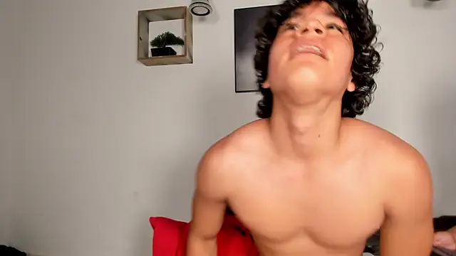 Онлайн чат XXX Zackcito