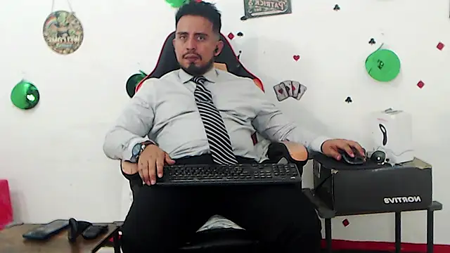 KalethBigDick 라이브 XXX 채팅