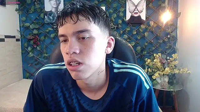XXX chat uživo modela jac_cox