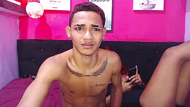 black_twinks' Live XXX Chat