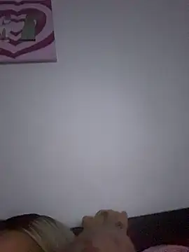 alicexbzz Chat XXX live