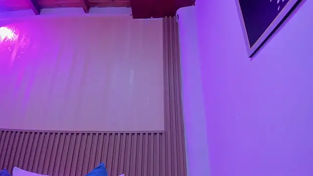 XXX chat uživo modela sharonscoth