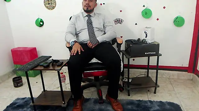 KalethBigDick Adlı Modelin Canlı XXX Sohbeti