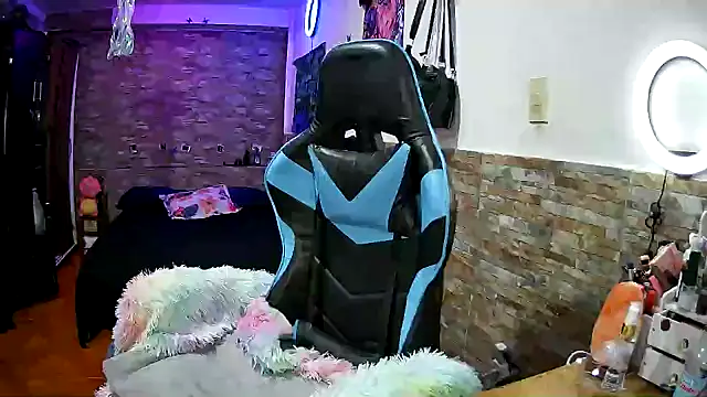 XXX chat uživo modela AngelaQueen_
