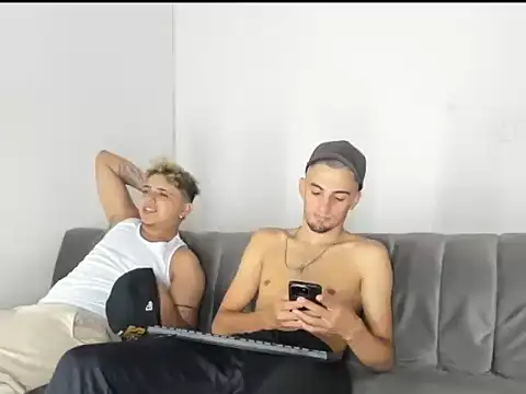 Max_Scorpion Live XXX Chat