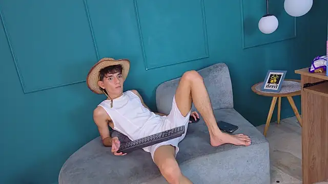 christopher_robin4 XXX чат на живо