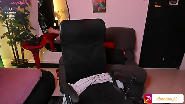 XXX chat uživo modela afroditta_hill