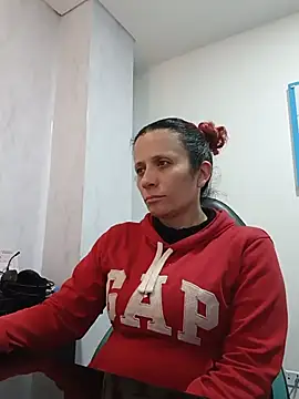 Chat XXX en directo de Daneshka_red