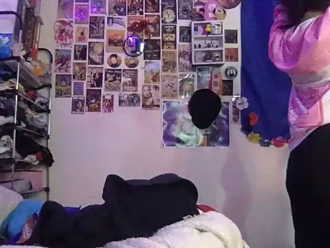 XXX chat uživo modela angelhotdog045