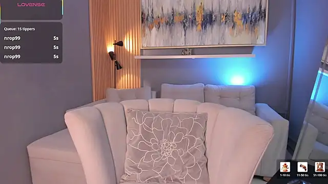 XXX chat uživo modela daviana_hills