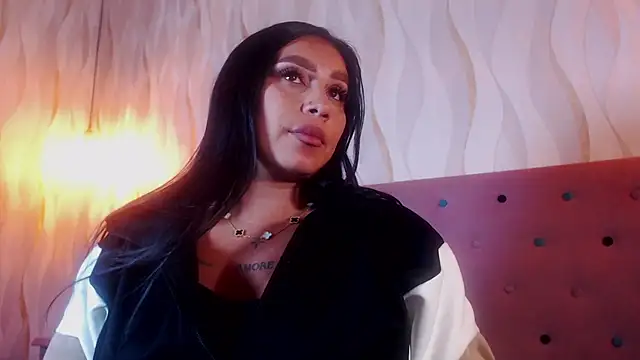 Chat XXX en directo de Milf_NaomiBraunx