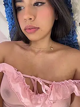Doll_Maddy_'s Live XXX Chat