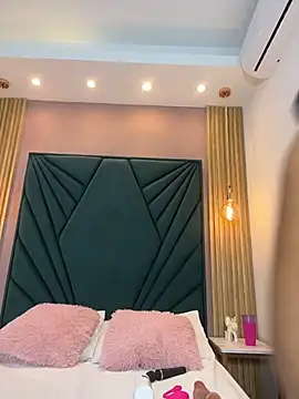 XXX chat uživo modela Kata_santana1_