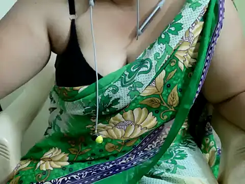 Tamillakshmi27 Chat XXX live