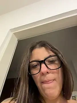 XXX chat uživo modela lilylovelesss