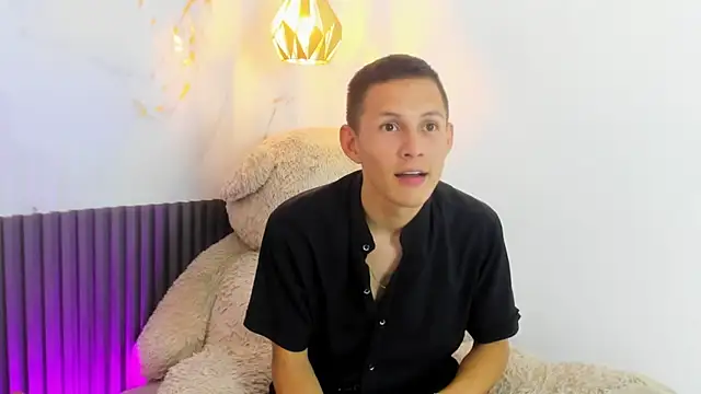IzanArias – Naživo XXX chat