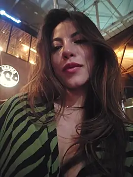Chat +18 de Karen_San_Miguel ao vivo