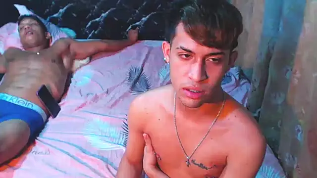 Онлайн чат XXX Wild_Squad
