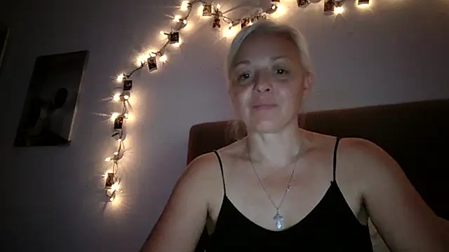 Živý XXX chat Linsy_Kim