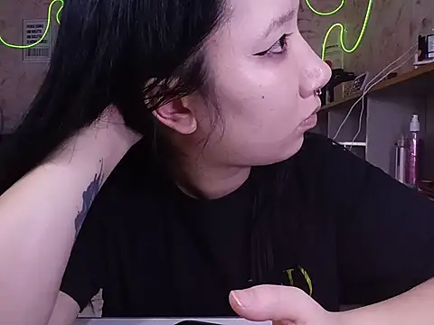 Chat +18 de Japabaixinha ao vivo