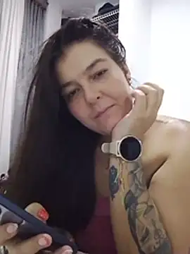 Fernandar2025's Live XXX Chat