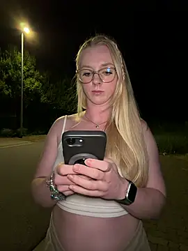 XXX chat uživo modela LinaLeana