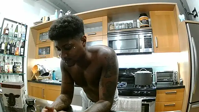 Bigtreatofficial Webcam Show