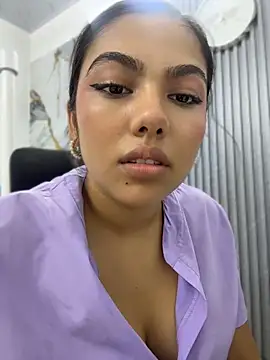 babysaritaa Chat XXX in diretta