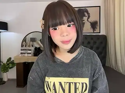 Pumi_akiko Pertunjukan Webcam